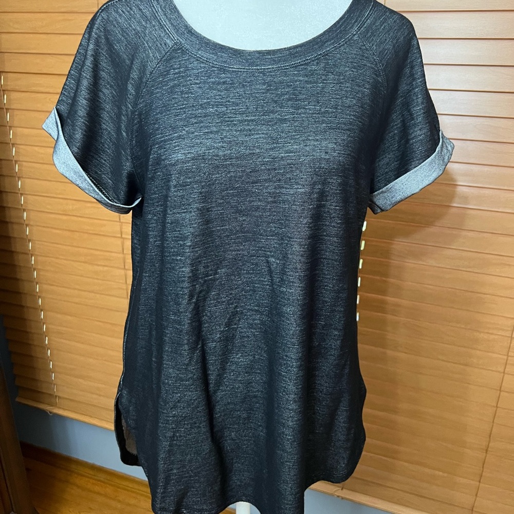 Soulmate tee shirt blouse color: black